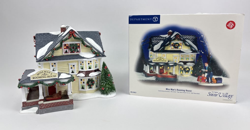 Department 56 Snow Village Miss Mae's Roaming House: Department 56 The Original Snow Village Miss Mae's Roaming House No. 56.55622