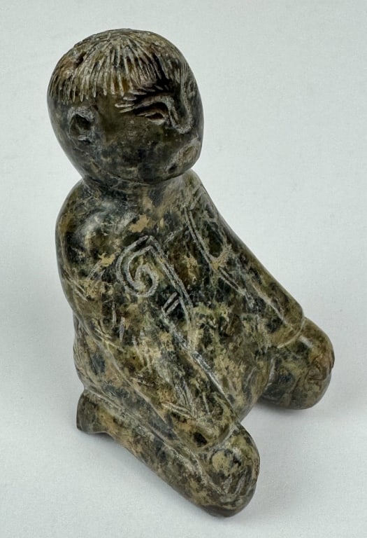 Archaistic Chinese Carved Jade Pendant Figure (1 of 7)