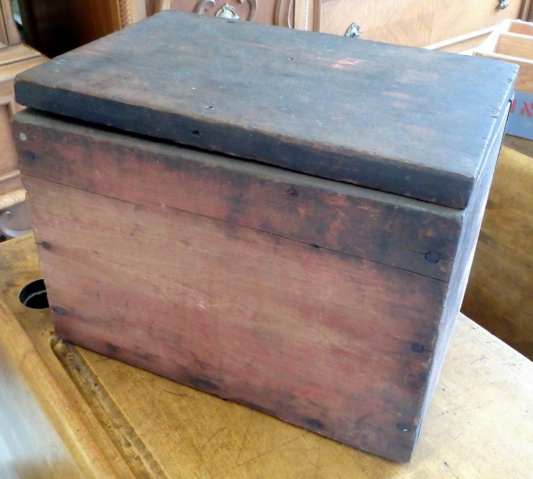 Primitive Wood Box (1 of 6)