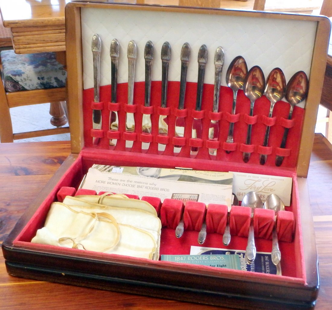 1847 Rogers Bros. Flatware in Wood Case (1 of 6)