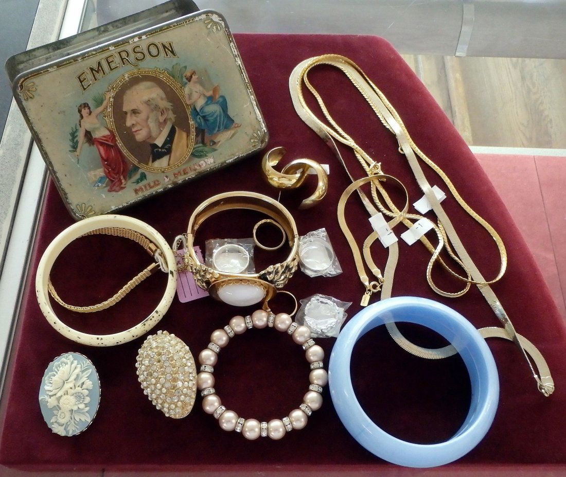 Assorted Ladies' Costume Jewelry (1 of 1)