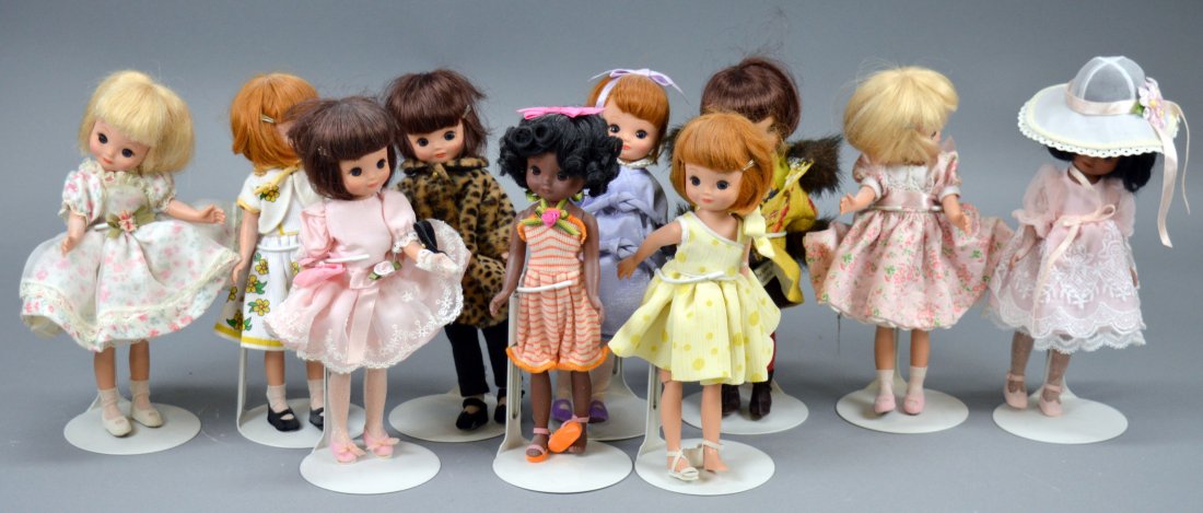 Lot of 10 Betsy McCall Dolls & Stand (1 of 1)
