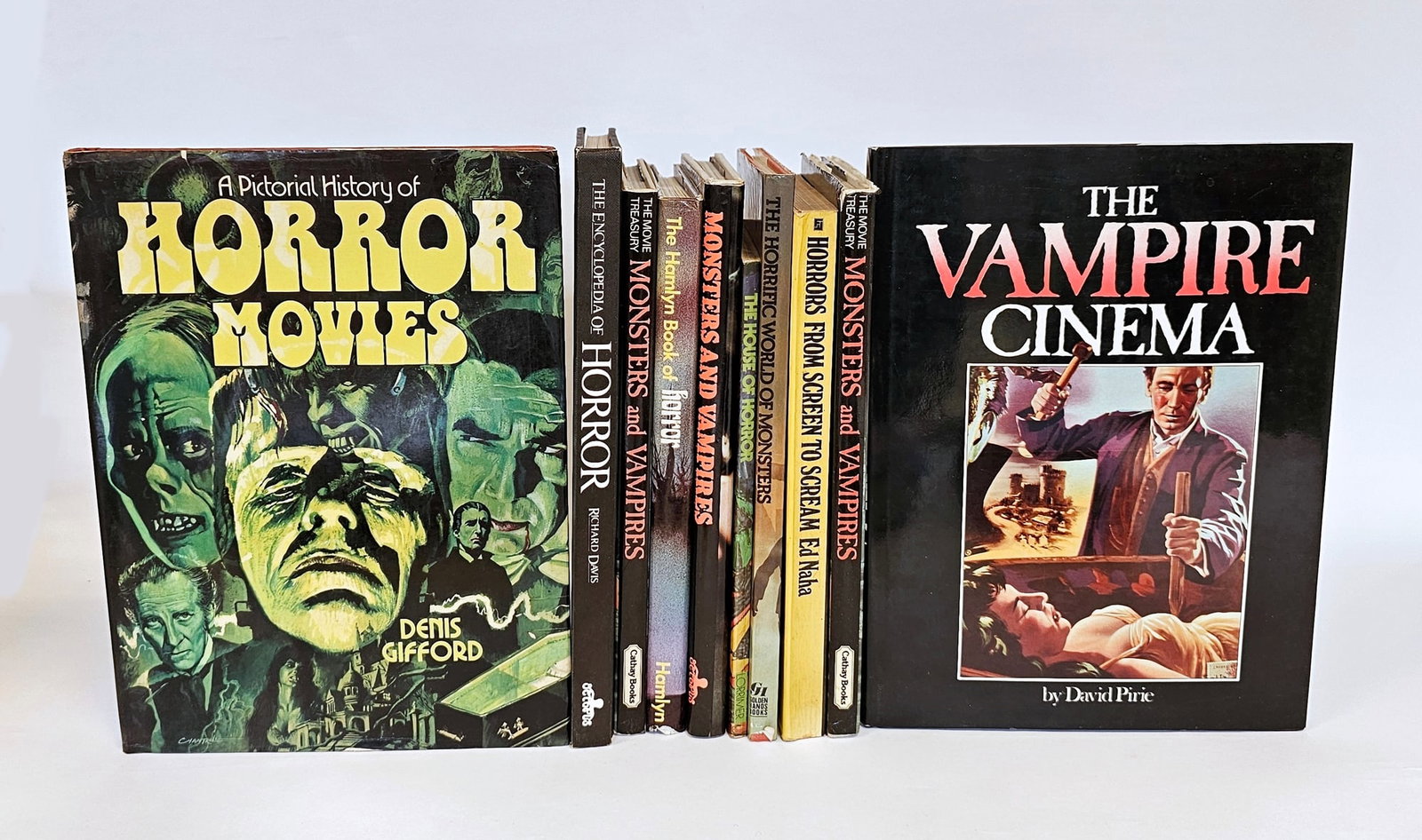 Vampire and horror interest - to include "The Encyclopedia of Horror" Octopus, "The Hamlyn Book of: Vampire and horror interest - to include "The Encyclopedia of Horror" Octopus, "The Hamlyn Book of Horror", "Horrors From Screen to Scream", "The Movie Treasury of Monsters and Vampires" etc.,