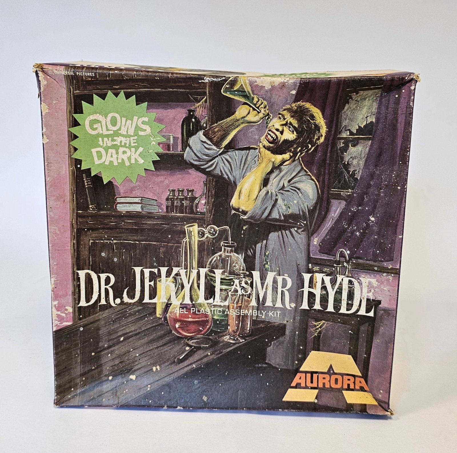Aurora 'Dr Jekyll as Mr Hyde' Glow in The Dark plastic assembly kit, No.482-200 boxed: Aurora 'Dr Jekyll as Mr Hyde' Glow in The Dark plastic assembly kit, No.482-200 boxed 