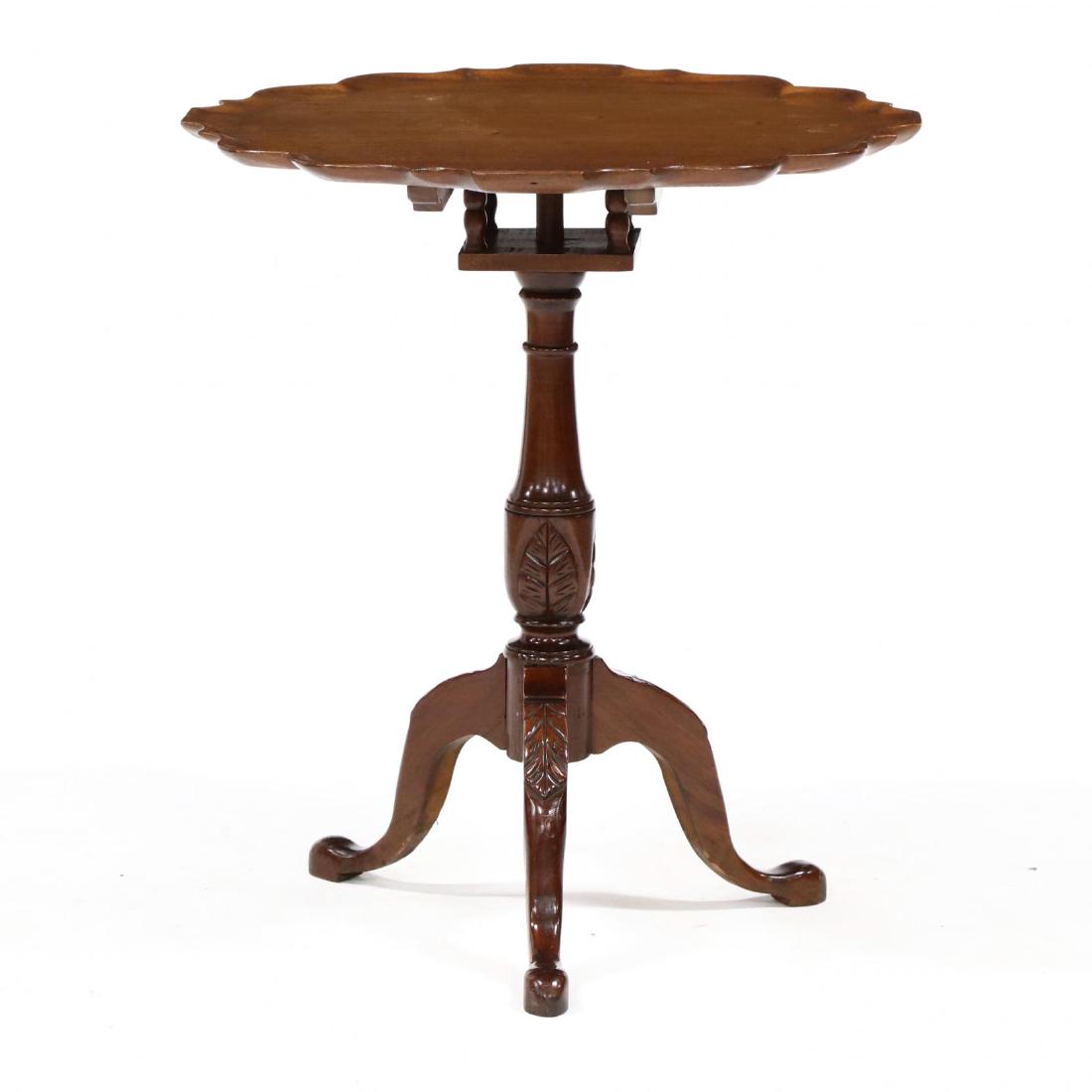 Queen Anne Style Pie Crust Tea Table (1 of 3)