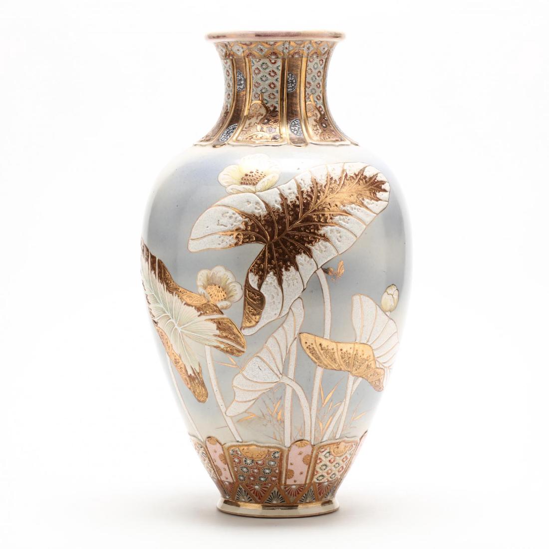 Large Japanese Satsuma Vase (1 of 4)