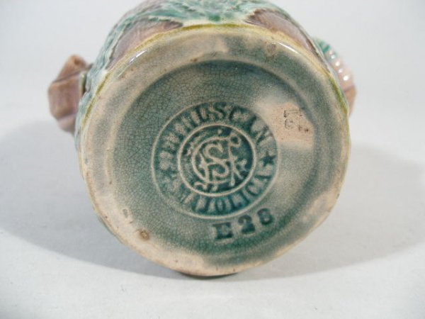 Etruscan Majolica Shell & Seaweed Waste, - 4