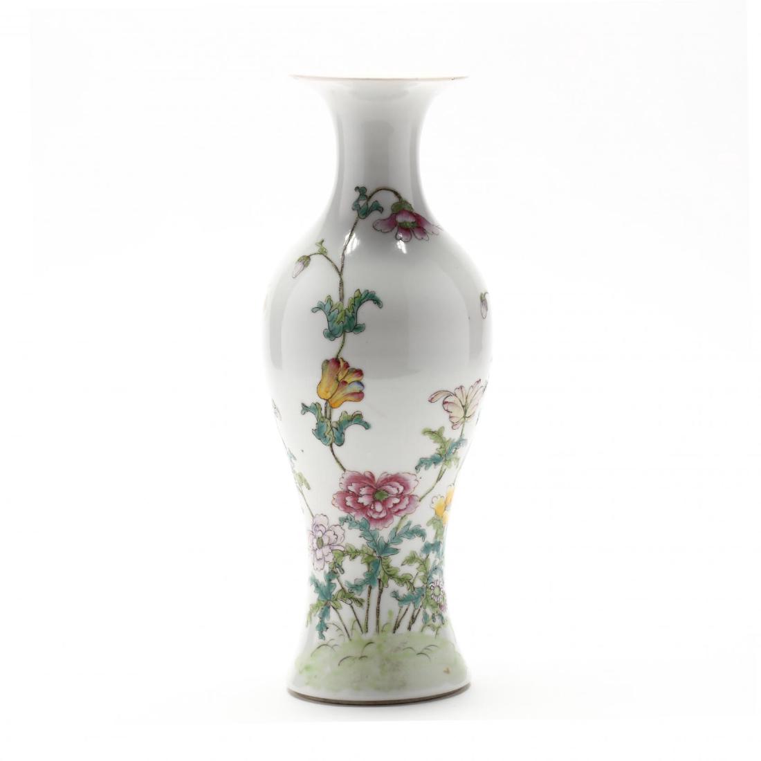 A Chinese Republic Period Porcelain Vase (1 of 7)