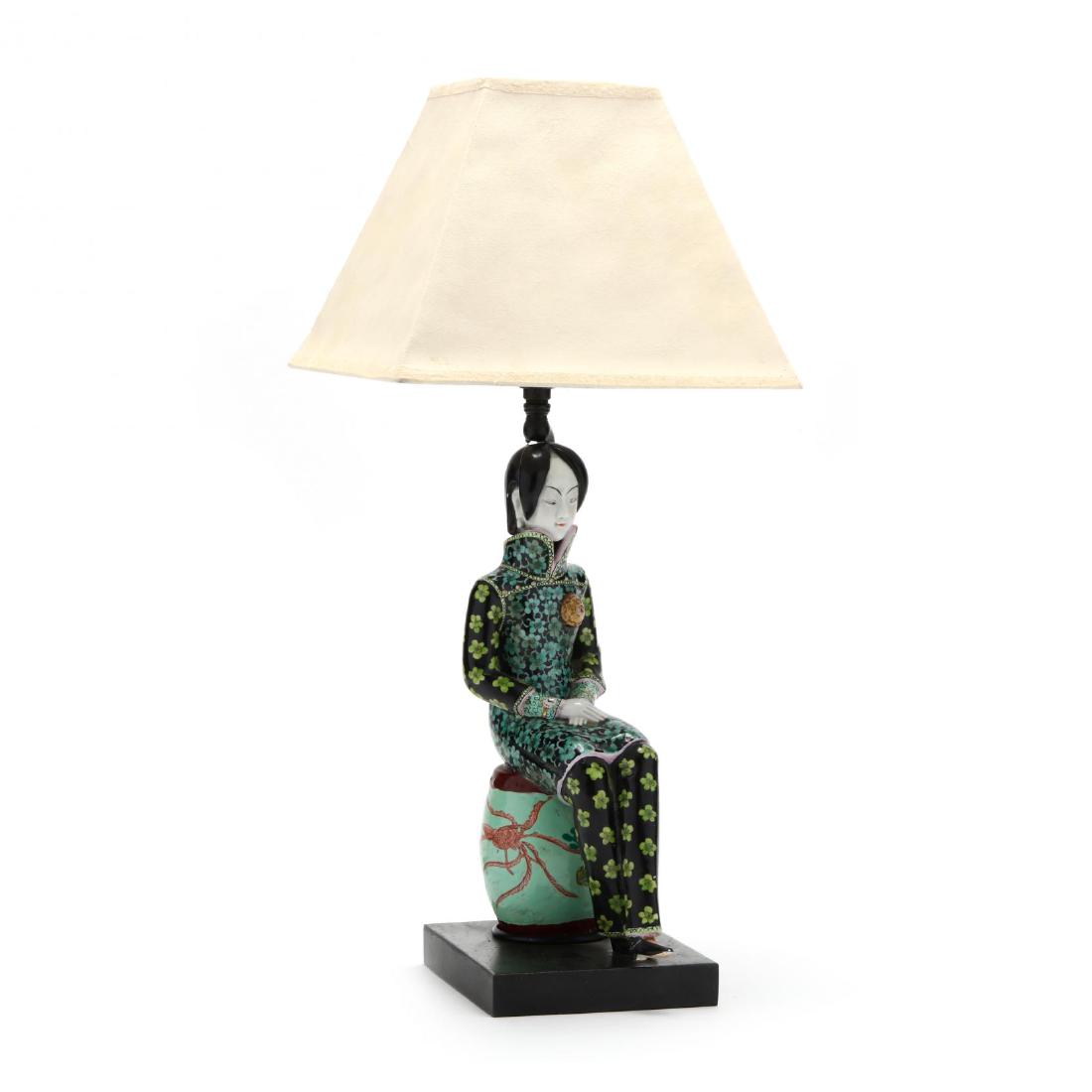 A Chinese Figurine Lamp