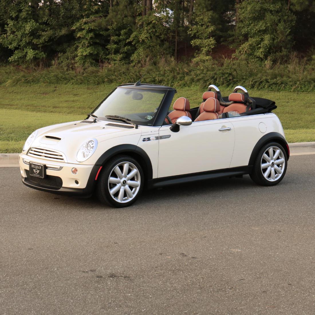 One Owner 07 Mini Cooper S Convertible Sidewalk Sep 22 18 Leland Little Auctions In Nc
