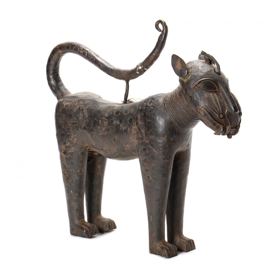 A Benin Bronze Leopard (1 of 8)