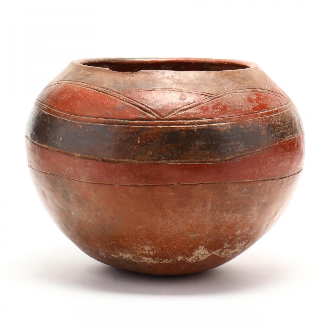 African Mafwe Pottery Vessel (1 of 5)