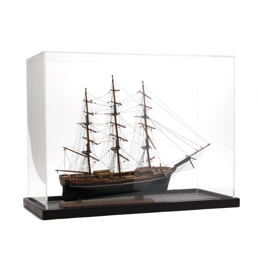 Vintage Cased Clipper Ship Model (1 of 10)