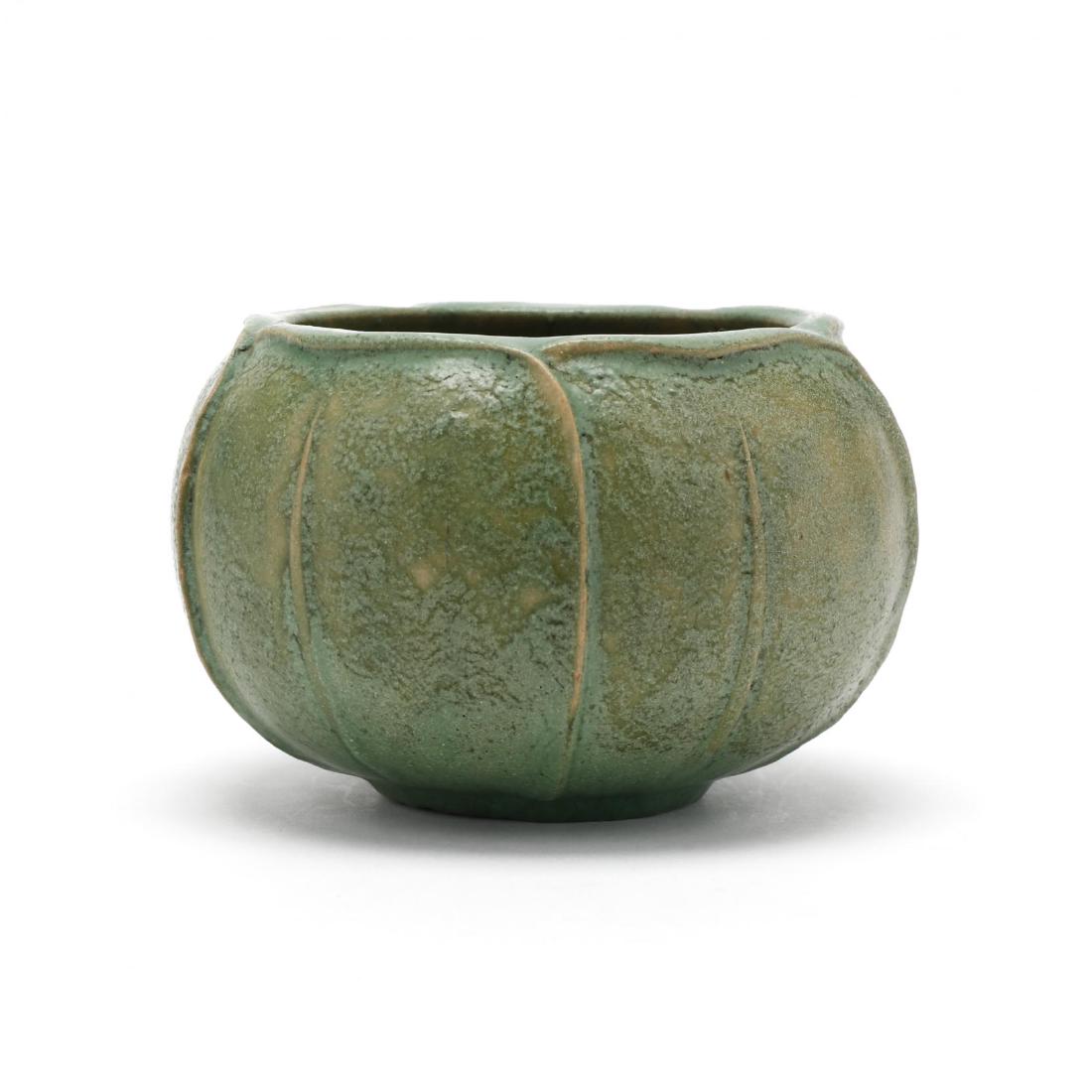 Grueby Art Pottery Low Bowl (1 of 4)