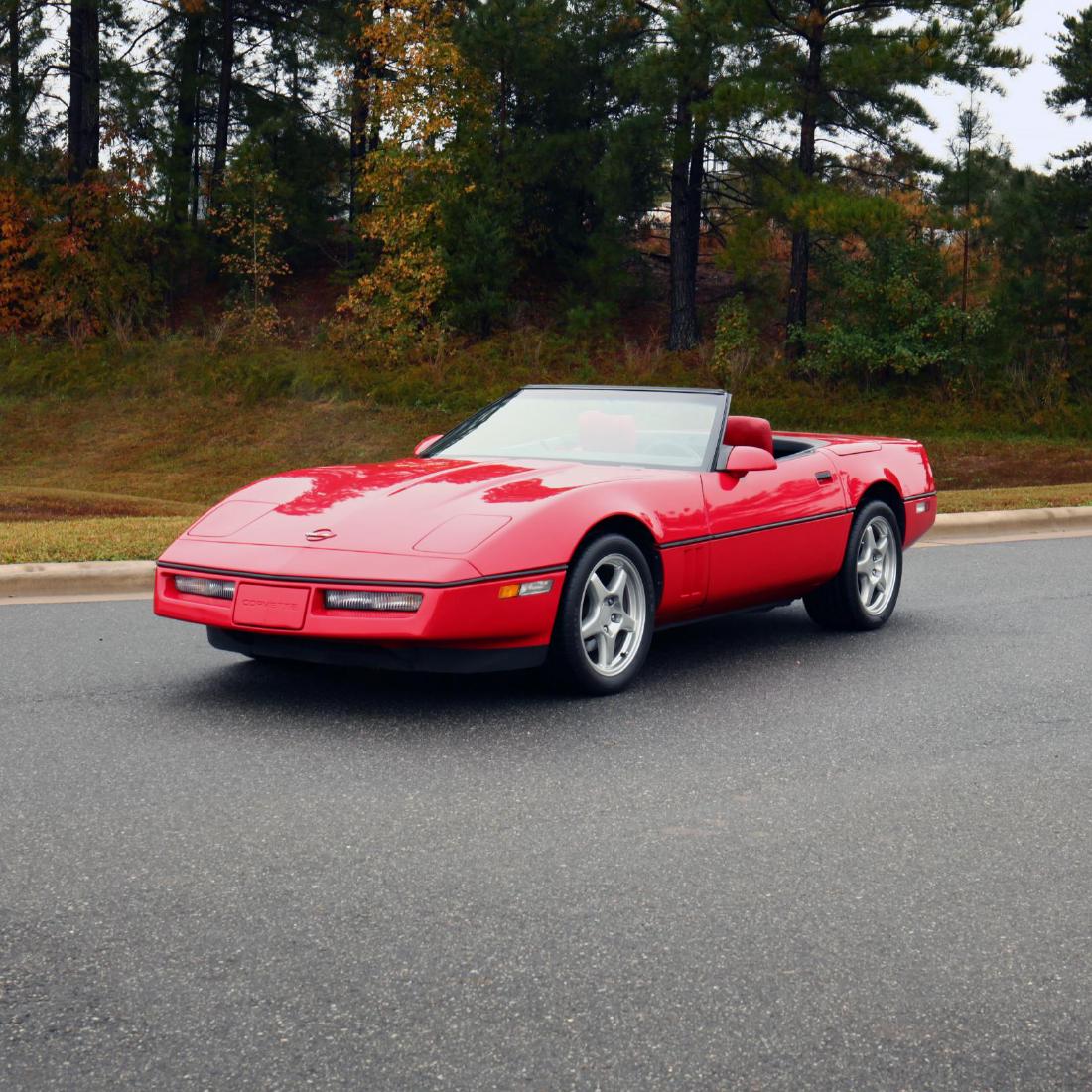 1989 Chevrolet Corvette Convertible (1 of 10)