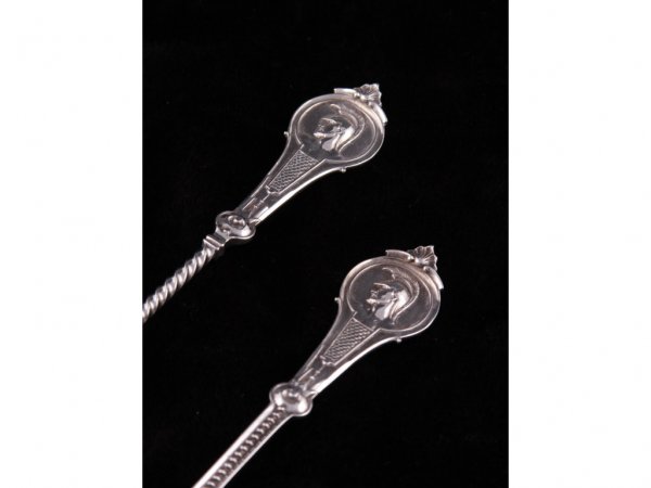 Four American Sterling Silver Serving Pieces, - 2