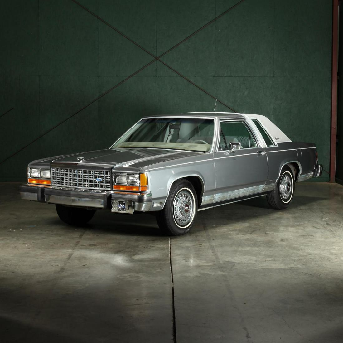 1985 ford crown vic specs