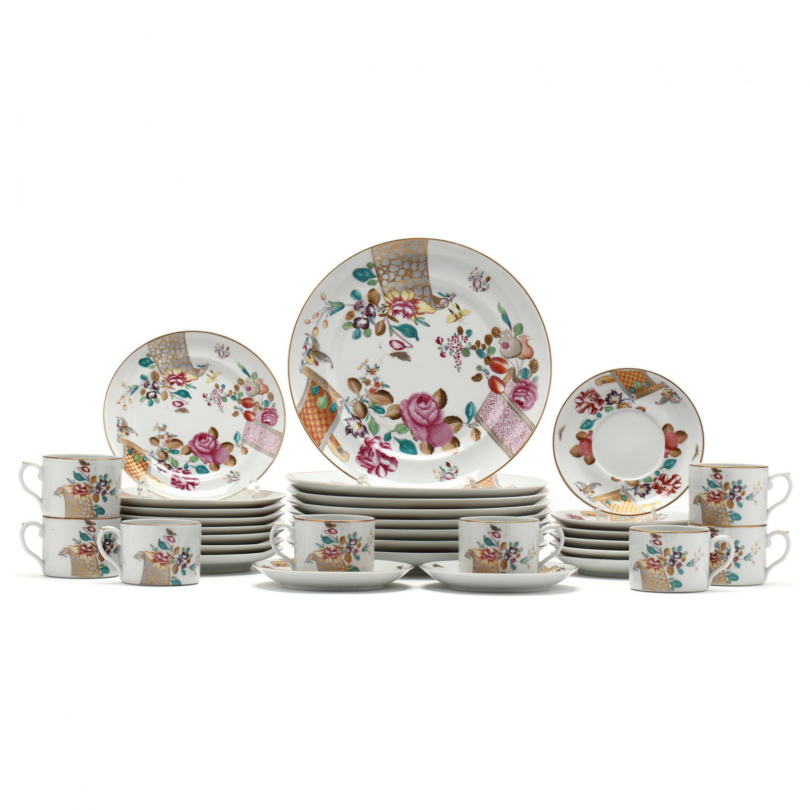 Mottahedeh "Lowestoft Rose" China Dinner Service: Mottahedeh "Lowestoft Rose" China Dinner Service (32) pieces, service for eight, including: (8) dinner plates (10 in. diameter); (8) bread plates (7 in. diameter); (8) flat cups and (8) saucers. Addit