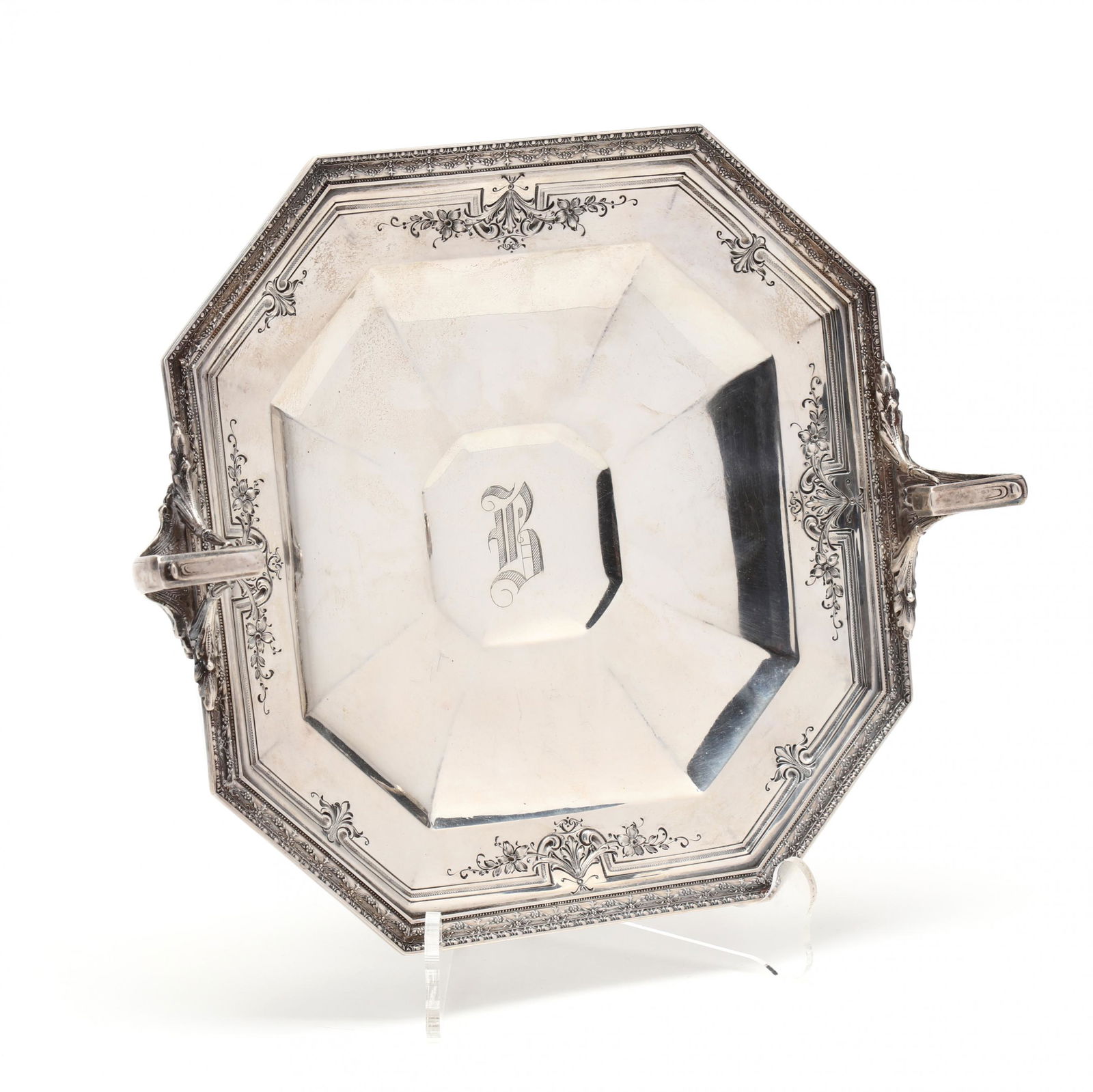 A Sterling Silver Handled Card Receiver: A Sterling Silver Handled Card Receivermark of Redlich & Co., retailed by Hess & Culbertson of St. Louis, Missouri, model number 7332H, period "B" monogram to well. 2.5 x 8 x 6 5/8 in. 9.4 troy oz. Pr