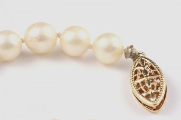 Three Pearl Jewelry Items, - 2