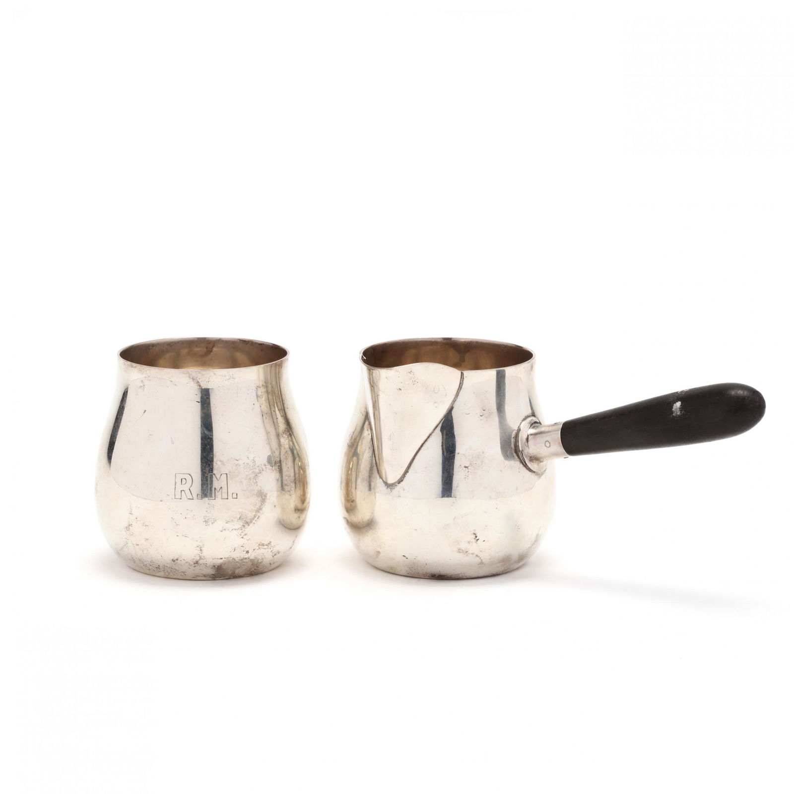 Allan Adler Sterling Silver Sugar and Creamer Set: Allan Adler Sterling Silver Sugar and Creamer Setelegant modernist design, the creamer with ebonized handle, each with period "R. M." monogram, marked to base. 3.25 in. 10.05 total troy oz. Allan Adle