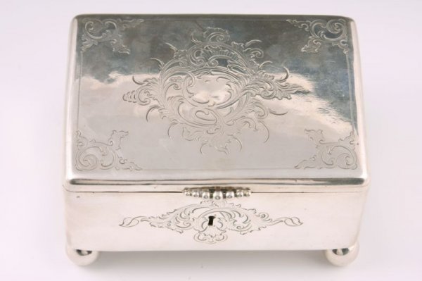 Warsaw Silver Sugar Box with Russian Marks, - 3