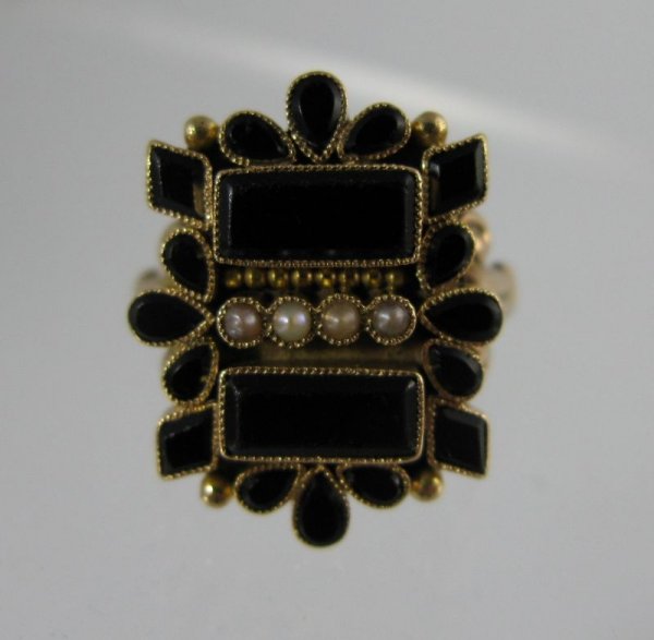 Gold & Onyx Ring and Locket, - 3