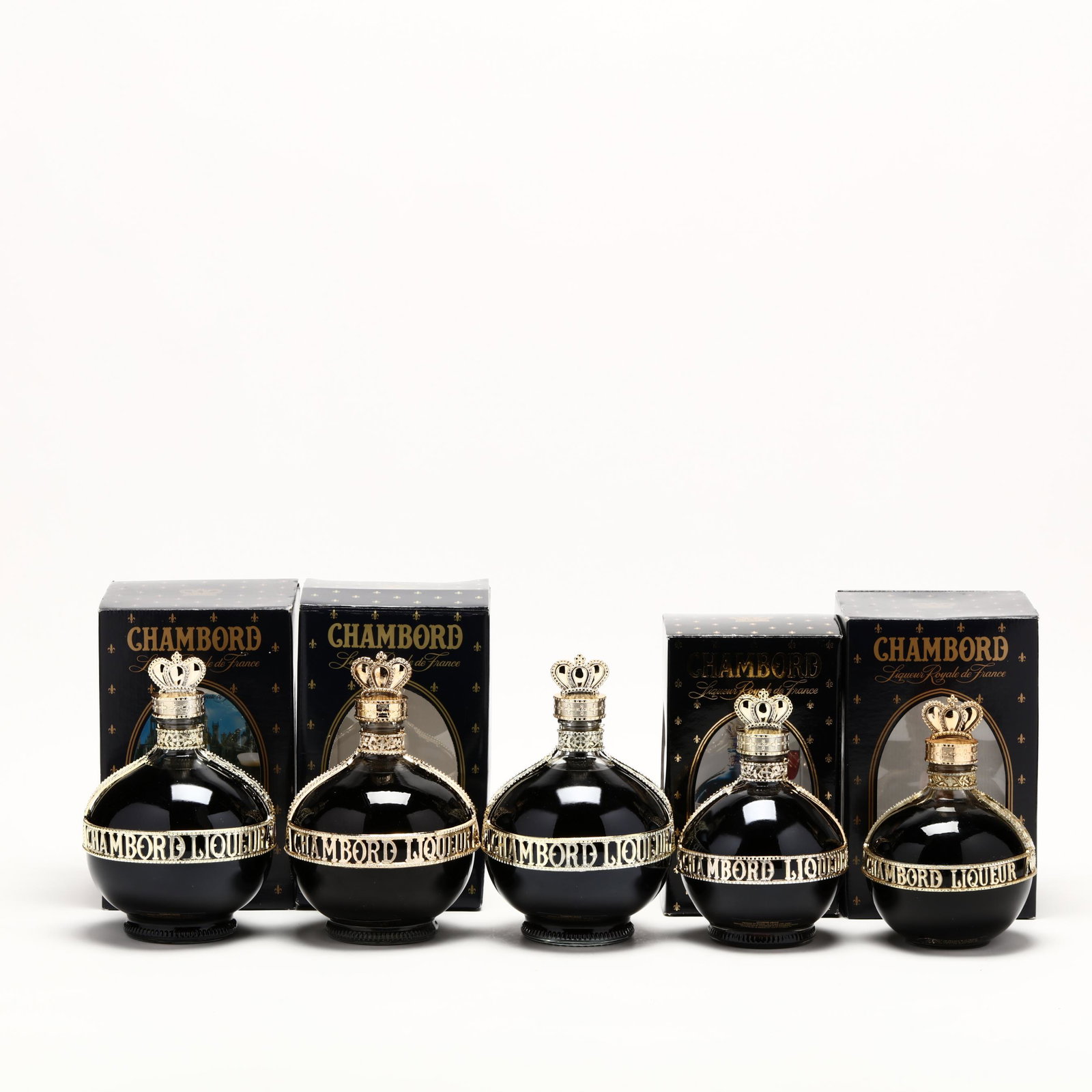 Chambord Royal Deluxe Liqueur: Chambord Royal Deluxe Liqueur The buyer acknowledges that he/she is acting within compliance with their state and local laws in regards to the purchase, transportation and delivery of spirituous liquo