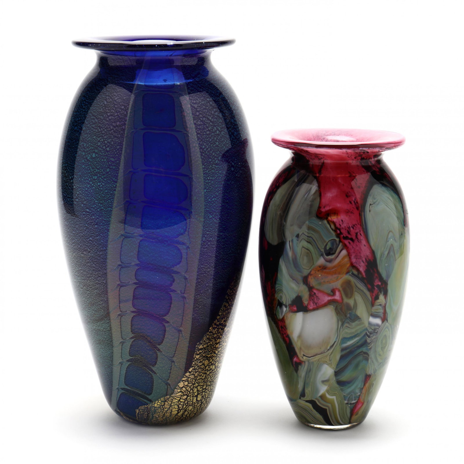 Robert Eickholt (OH), Two Contemporary Art Glass Vases: Robert Eickholt (OH), Two Contemporary Art Glass Vases handblown, the larger in blue with iridescent green and gold tones, with vertical reptilian ribbon pattern, signed and dated 2009 to underside (1