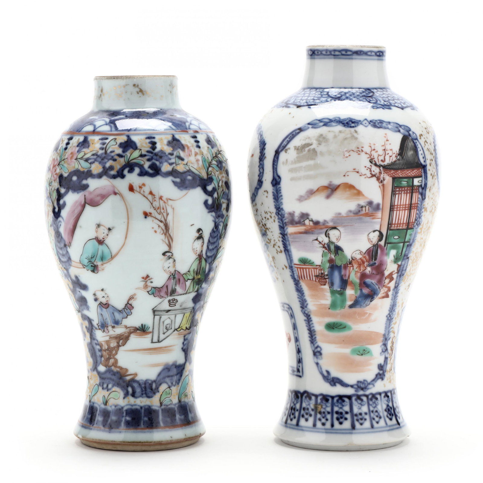 Two Chinese Export Porcelain Cabinet Vases (1 of 4)