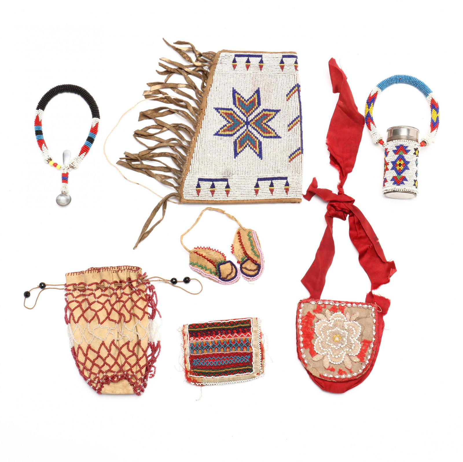 Seven Native American Beadwork Articles (1 of 10)