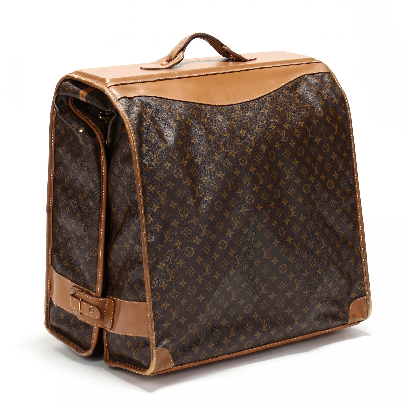 French Company for Louis Vuitton Garment Carrier (1 of 10)