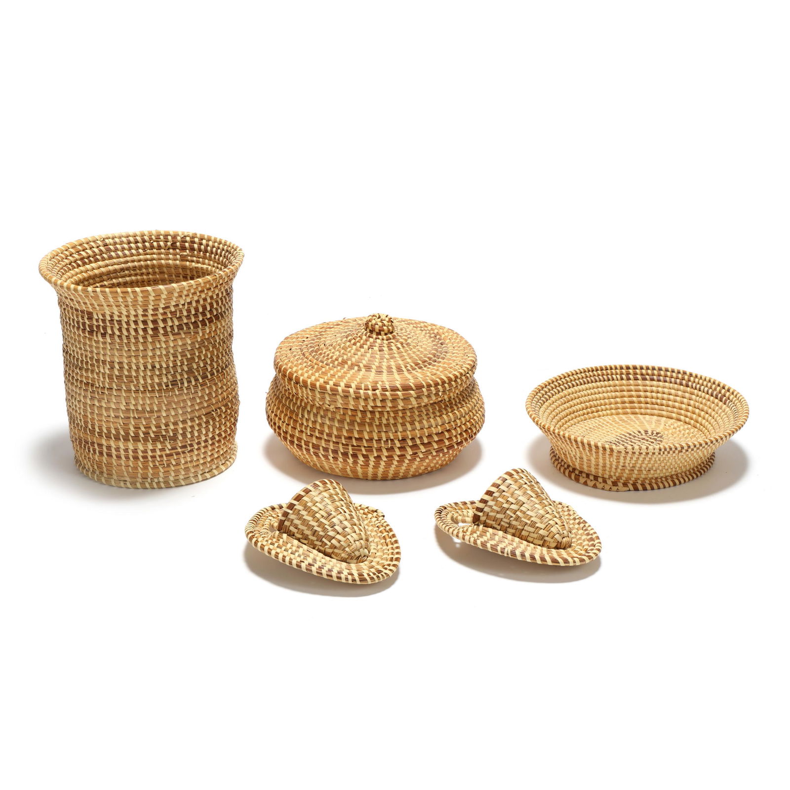 Charleston Sweetgrass Basket Collection (1 of 7)