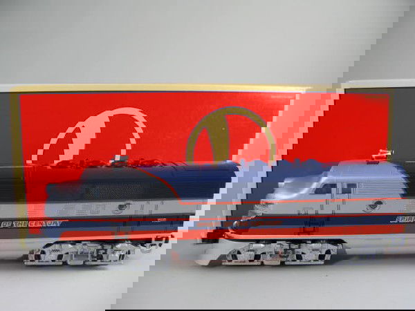 Lionel 38155 F3 Non-Pwr Spirit of the Century: Lionel 38155 F3 Non-Pwr Spirit of the Century OB