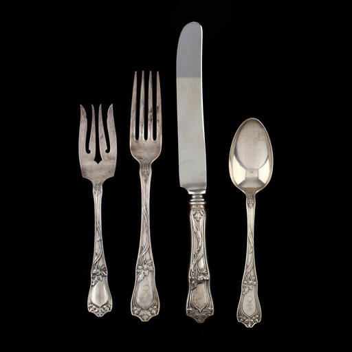 Gorham Vine Sterling SIlver Flatware (3227) on Jan 28, 2022 Leland