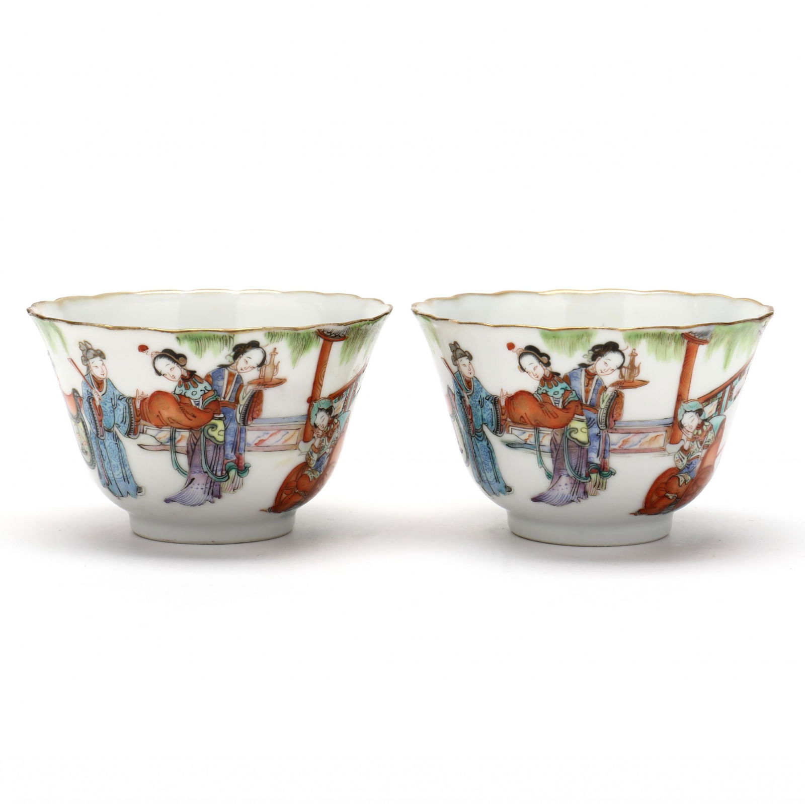 A Pair of Chinese Porcelain Famille Rose Tea Bowls (1 of 6)
