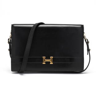 Vintage Black Calf Box Bag Annie , Hermès: Vintage Black Calf Box Bag Annie, HermÃ¨s made in France, this timeless classic bag functions in two ways, as a clutch or shoulder bag, with an easily removable strap, it is composed of smooth black