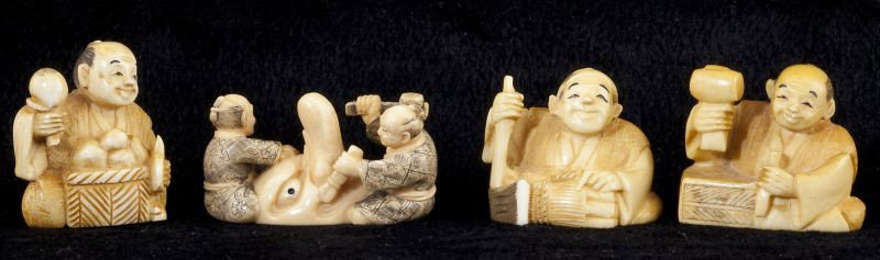 Group of Seven Japanese Ivory and Bone Netsuke - 5