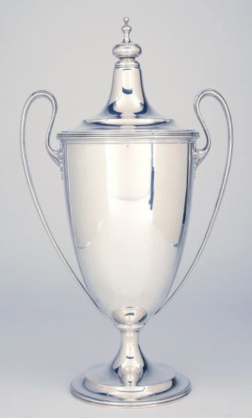 Tiffany & Co. Sterling Silver Lidded Urn: Tiffany & Co. Sterling Silver Lidded Urn with double handles, five pint capacity, with the Tiffany hallmark used during the directorship of John C. Moore II (1907-1947), pattern number 17162 and order