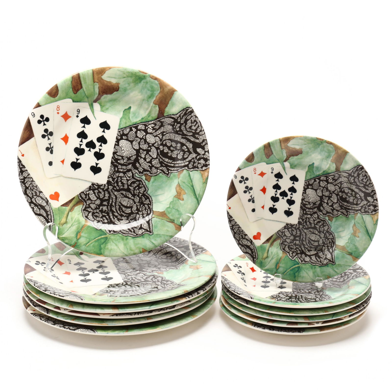 Twelve Piece Gien Le Jeu Porcelain Luncheon Service: Twelve Piece Gien Le Jeu Porcelain Luncheon Servicelate 20th century, transfer decorated leaf and playing card motif, including (6) luncheon plates (8 1/2 in.) and (6) side plates (6 1/2 in.) The Esta
