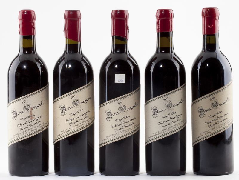 1986, 1987, 1988, 1989 & 1990 Dunn: 1986, 1987, 1988, 1989 & 1990 Dunn - Vintage Vintage 1986, Howell Mountain, into neck (1) Vintage 1987, Howell Mountain, into neck, crc (1) Vintage 1988, Howell Mountain, into neck (1) Vintage 1989, H