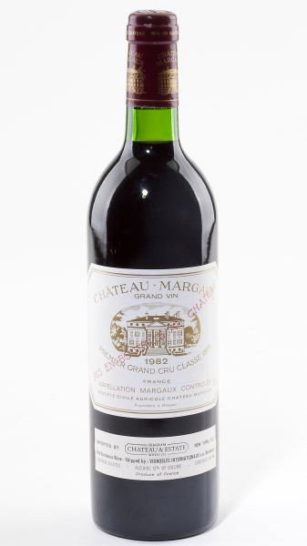 Chateau Margaux: Chateau Margaux - Vintage 1982 Margaux "Consistently scoring between 98-100, the superb 1982 Margaux may be slightly bigger, bolder, and more masculine than vintages produced over the last 15-20 years
