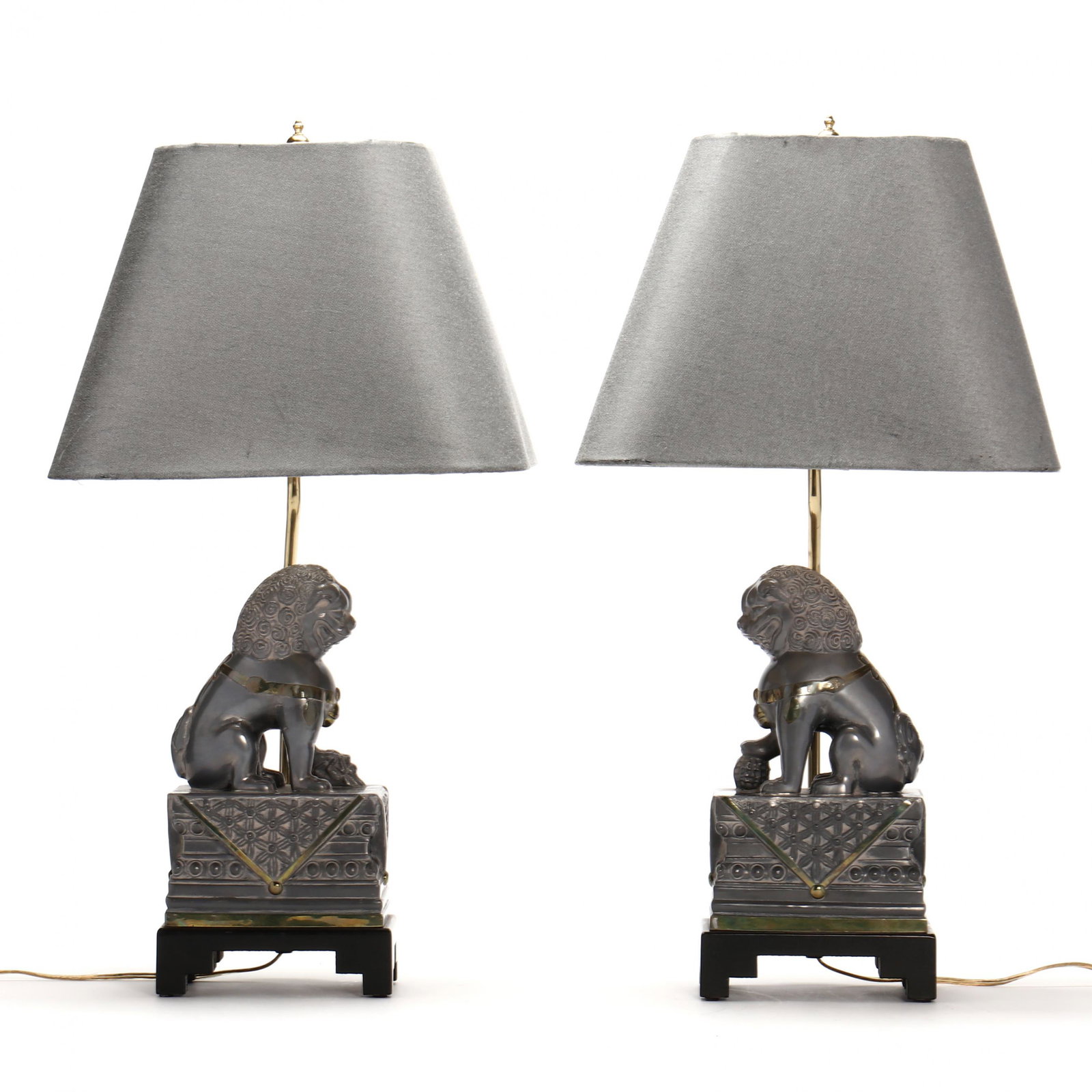A Pair of Chinese Foo Lion Lamps (1 of 7)
