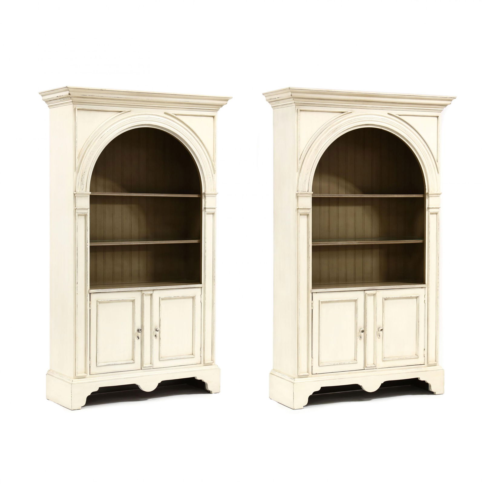 Pair of Baker Architectural Style Bookcases (1 of 14)
