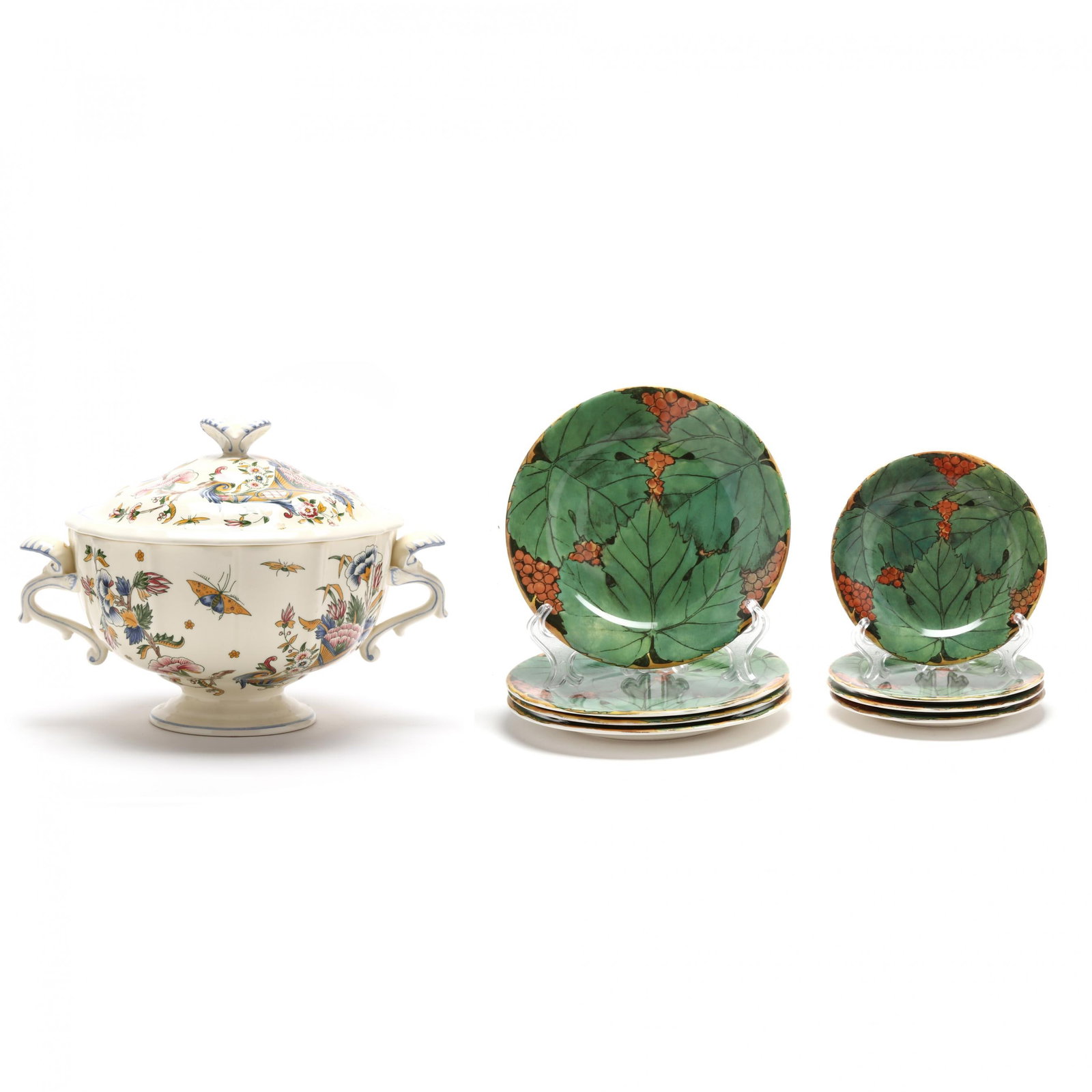 Set of Eight Gien  Vigne  Plates and a  Corne d'Abondance  Tureen (1 of 17)
