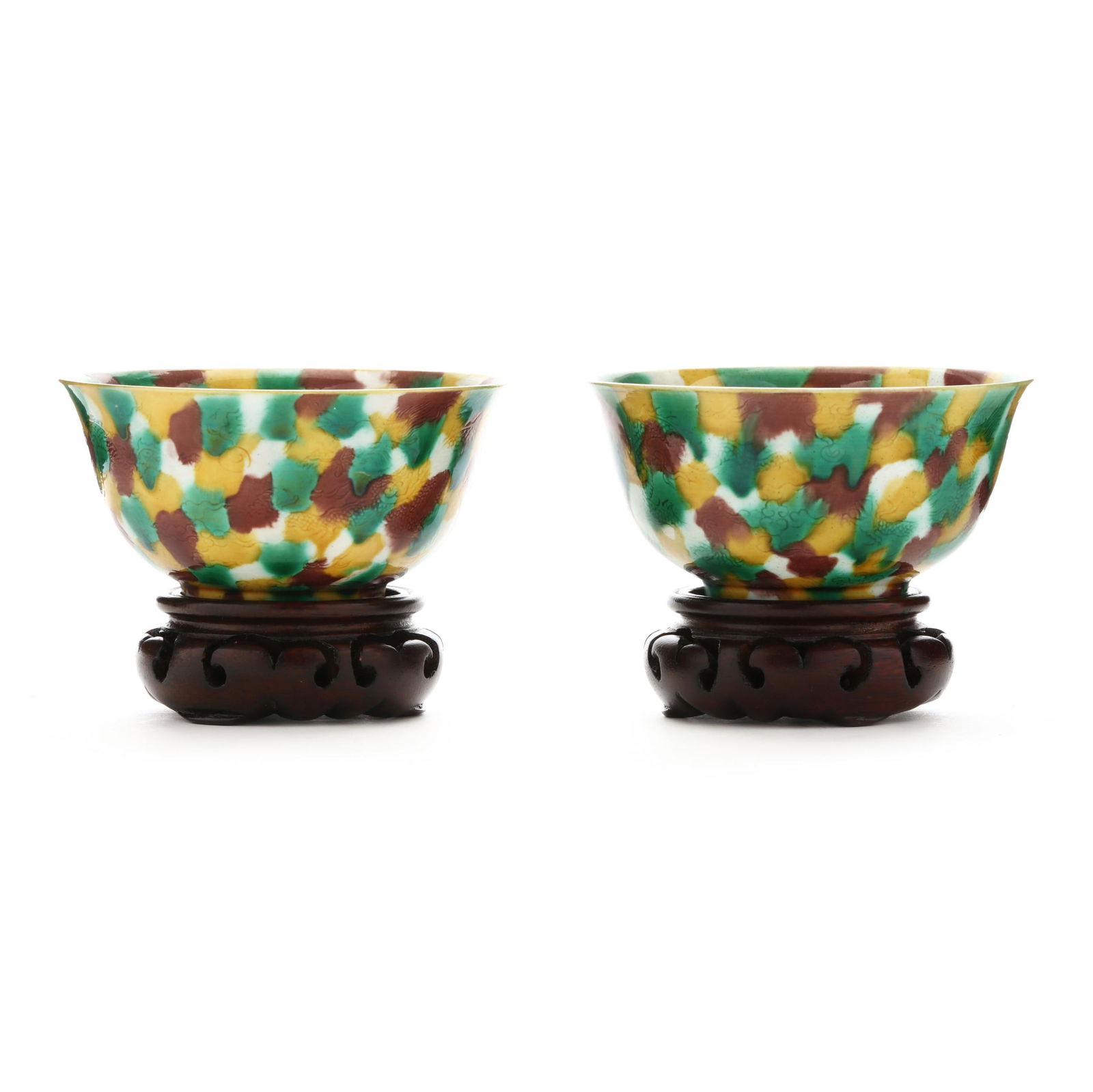 A Pair of Chinese Egg and Spinach Glazed Bowls (1 of 6)