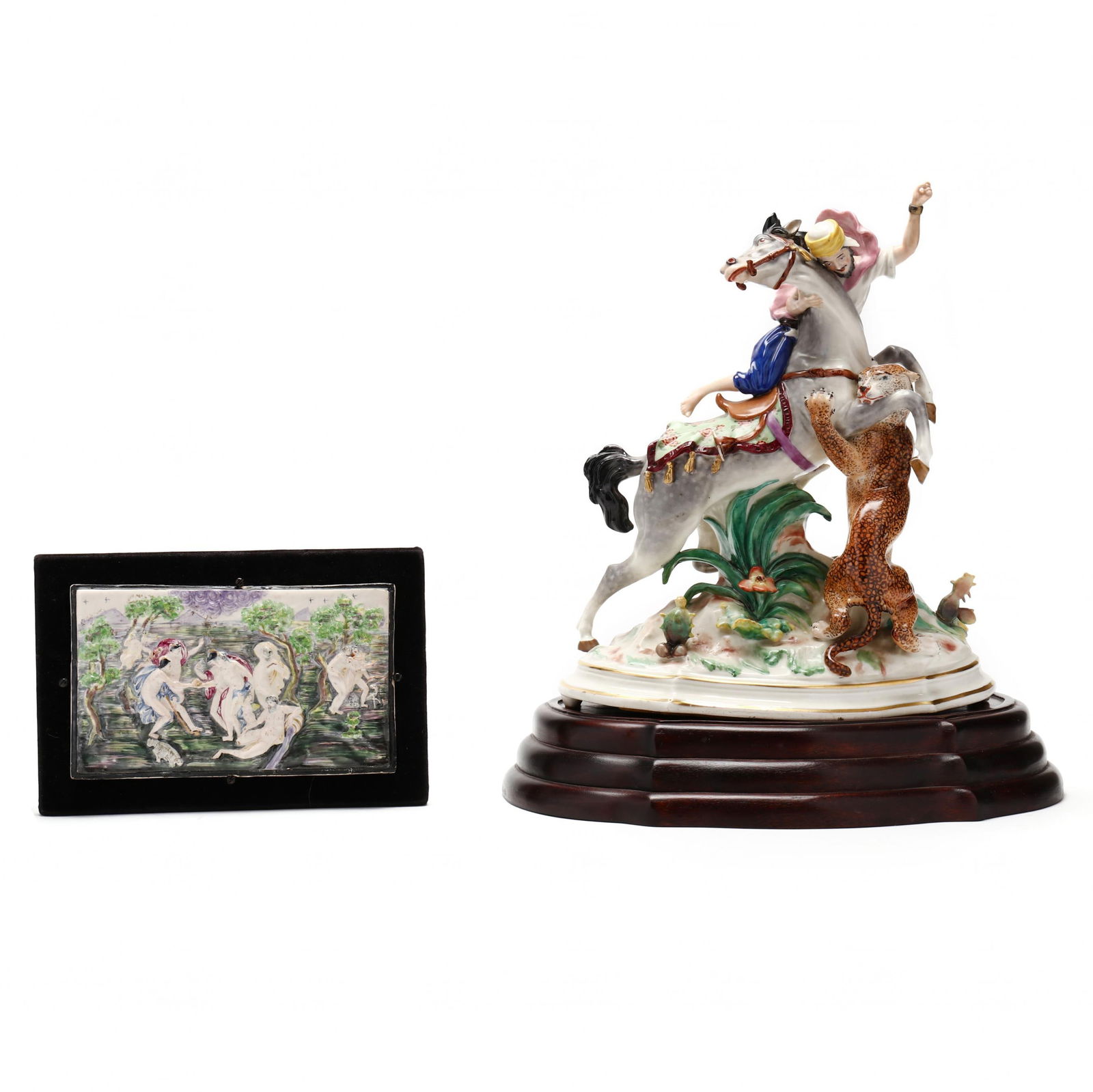Two Vintage Capodimonte Porcelain Objects (1 of 12)