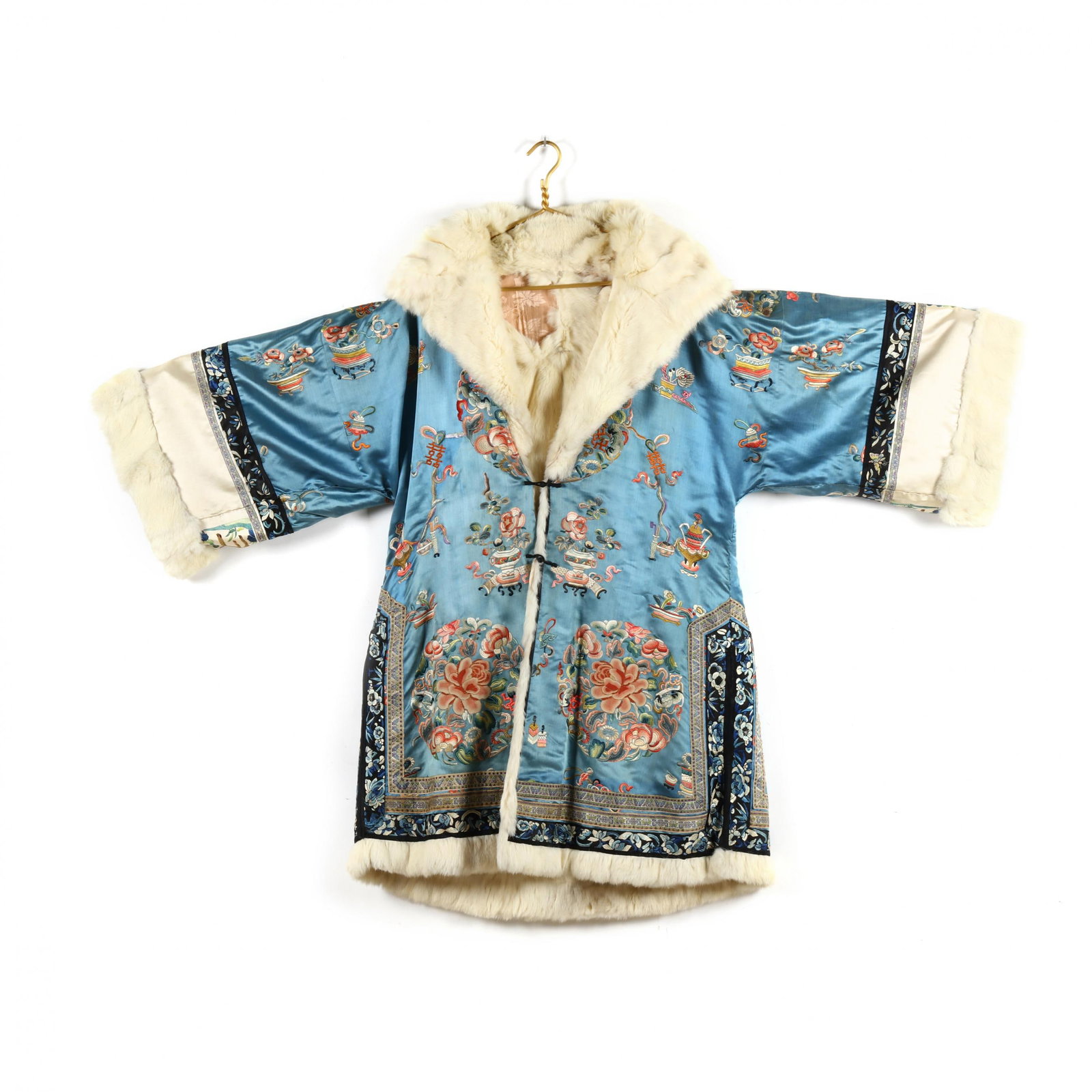 A Chinese Silk Embroidered Winter Fur Lined Women's Robe (1 of 20)
