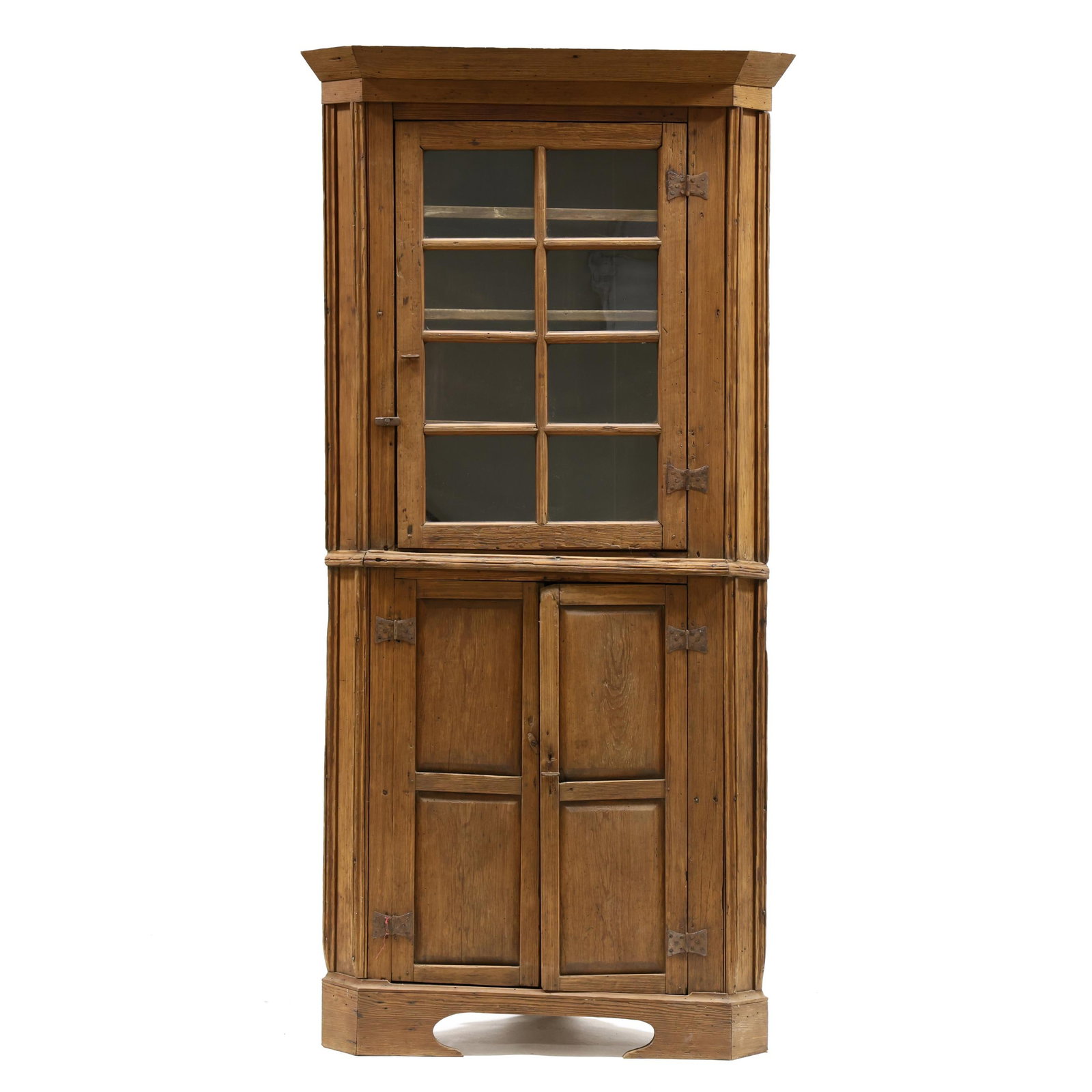 Custom North Carolina Chippendale Style Yellow Pine Corner Cabinet (1 of 6)