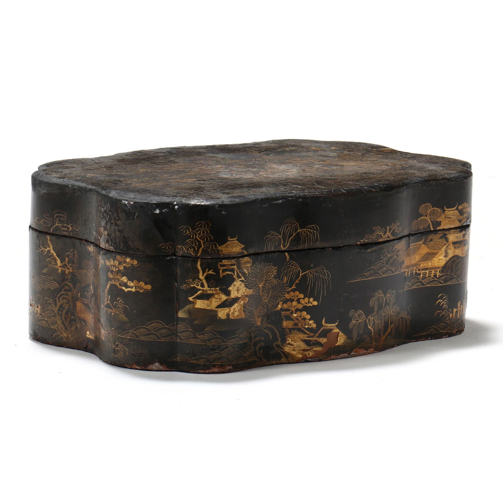 A Chinese Export Lacquered Box (1 of 9)